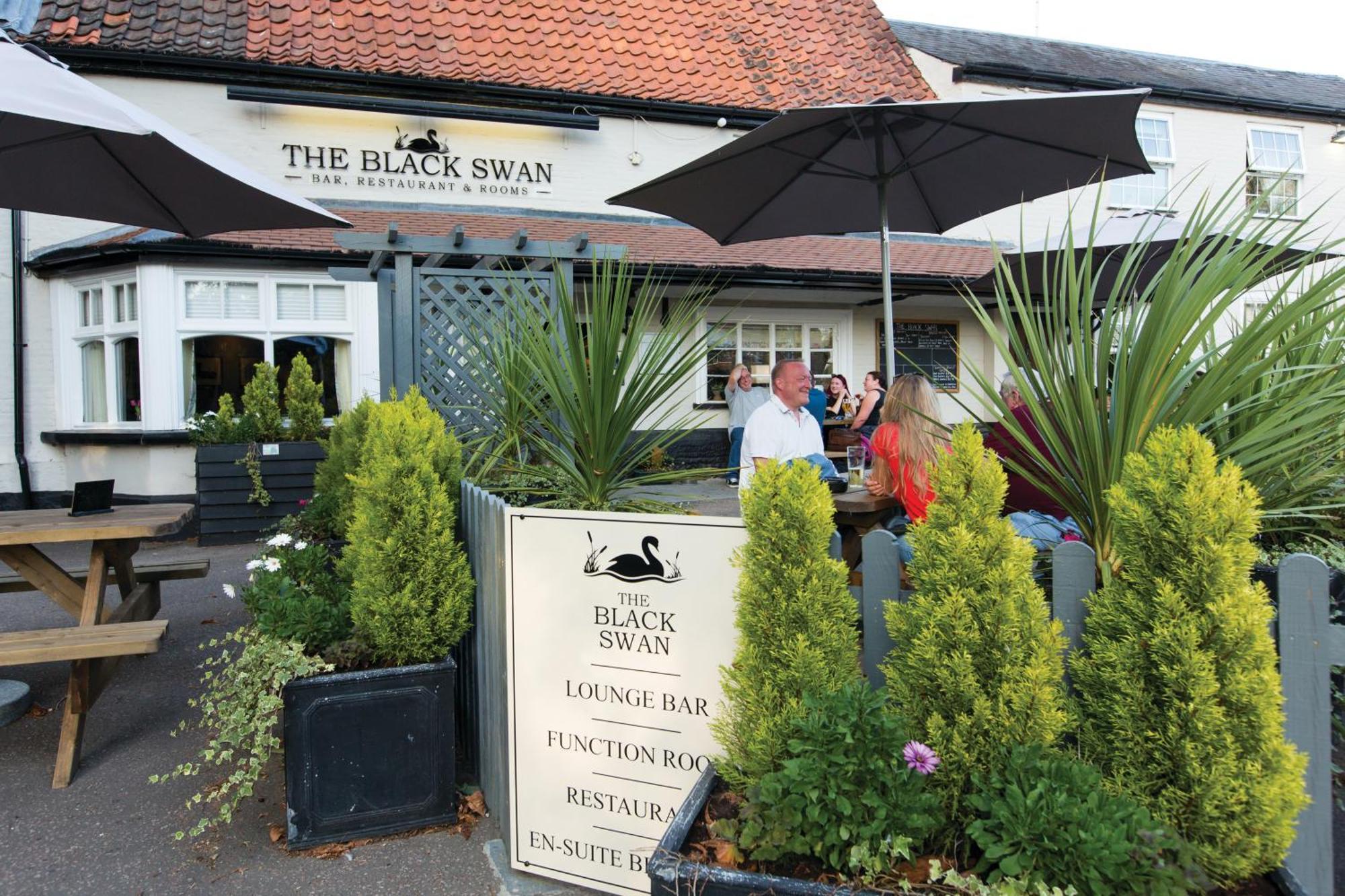 The Black Swan Inn Horsham St Faith Exterior photo
